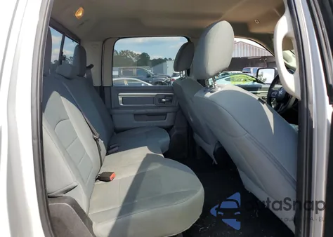 2019 Ram 1500 Classic Slt z USA, uszkodzony, nr VIN 1C6RR6TT5KS512194